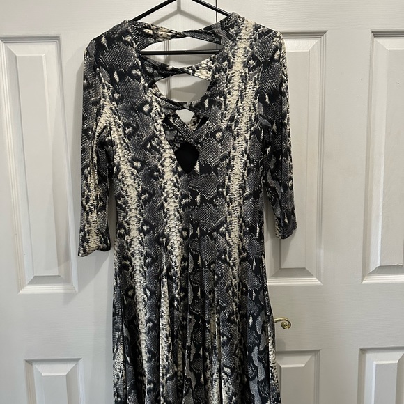 Joseph Ribkoff dress size 10 - Picture 3 of 11